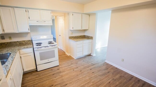 Building Photo - Gorgeous home ready to move in!