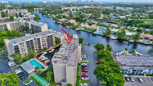 Building Photo - 21 Royal Palm Way