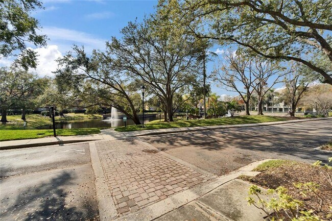 Building Photo - 845 Normandy Trace Rd