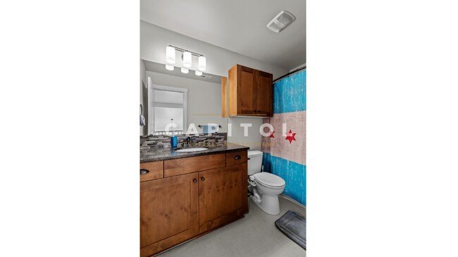 Building Photo - 2240 65th Ct SW