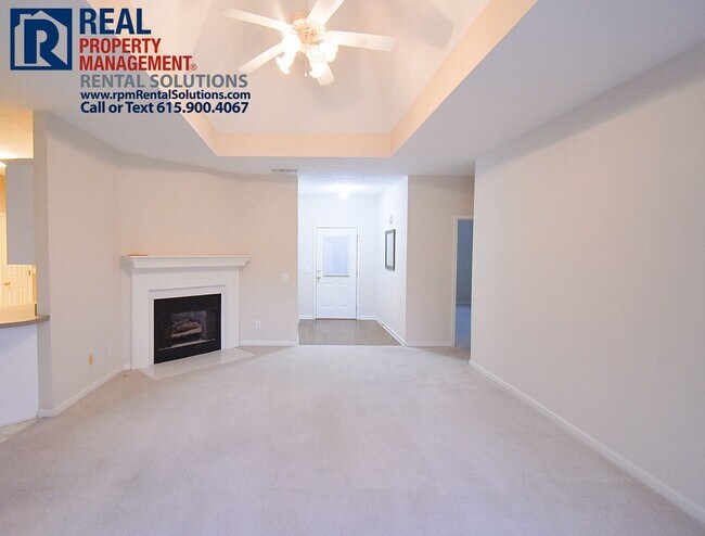 Building Photo - Adorable brick home in a great neighborhood! Huge bonus room and 2 car garage!