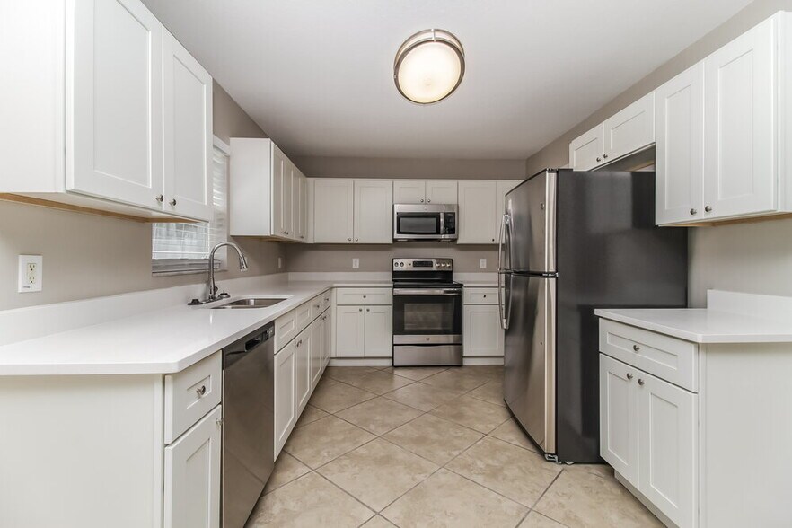 Building Photo - 351 Willowbay Ridge St