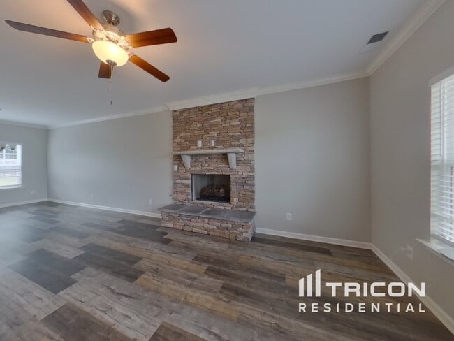 Building Photo - 1058 Brayden Dr