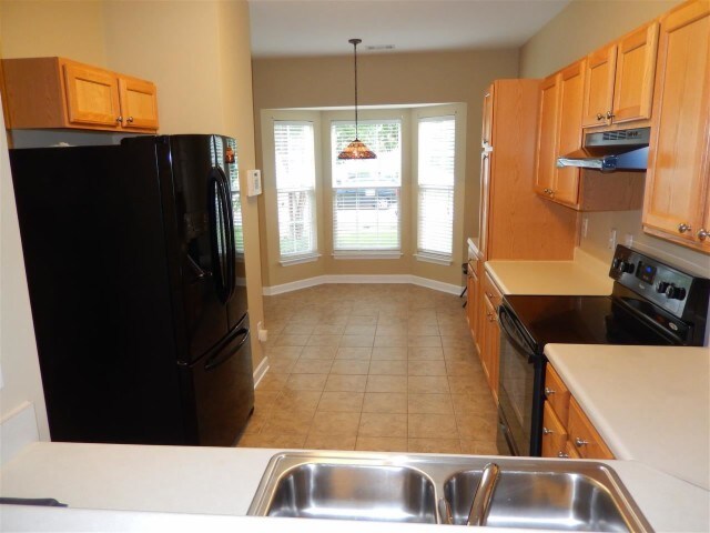 Kitchen View 4 - 268 Hadley Commons Dr