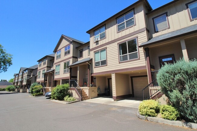 Primary Photo - 2945 SW 187th Ave