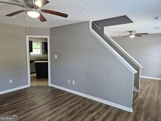 Building Photo - 218 Preston Cir