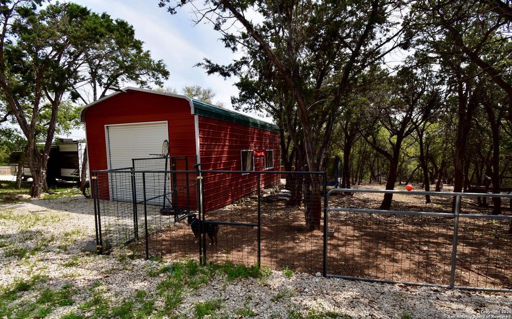 Building Photo - 1224 Campfire