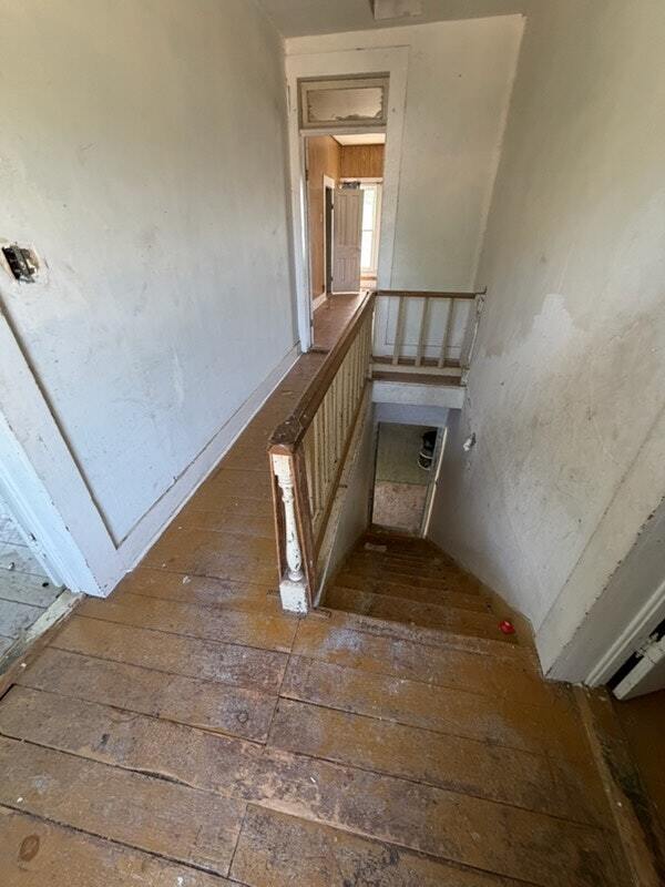 Building Photo - 321 N Cypress St