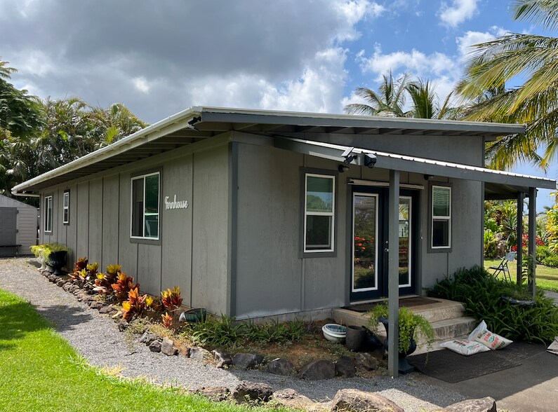 Building Photo - 1390 W Kuiaha Rd