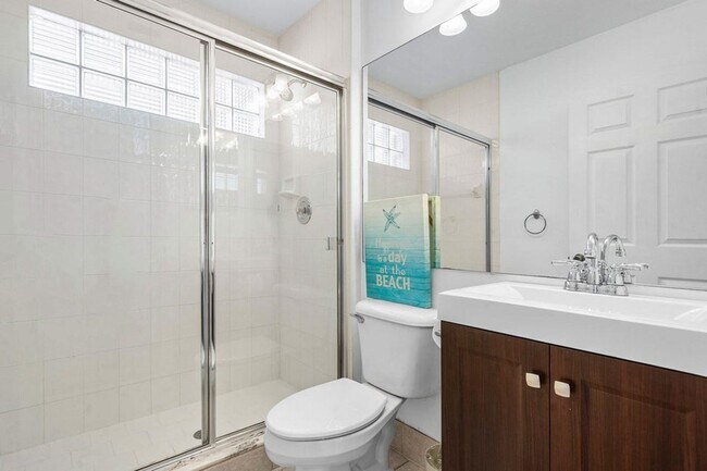 Building Photo - 790 Clearbrook Park Cir