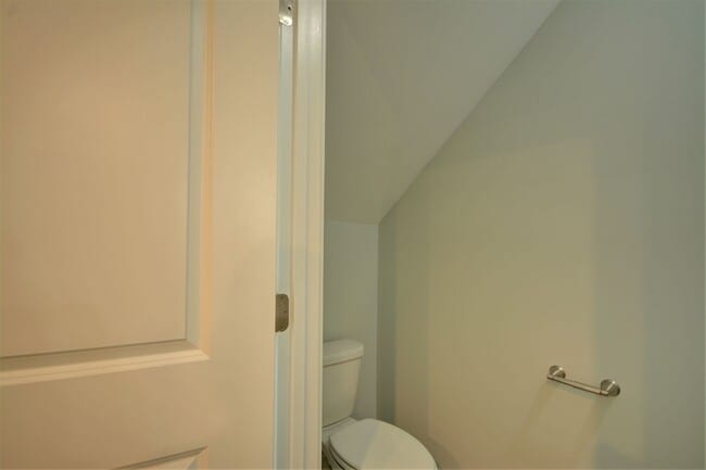 Building Photo - Sneads Ferry, Beachside Village Townhome! ...