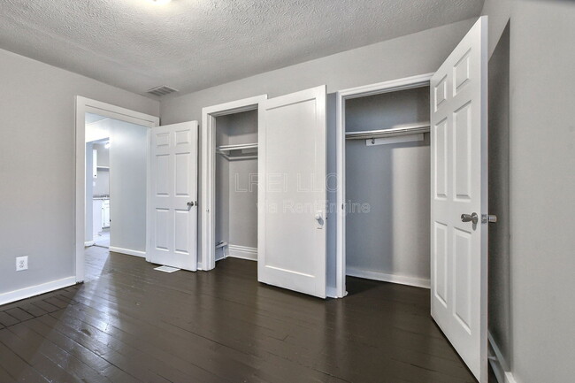 Building Photo - 119 N 34th St