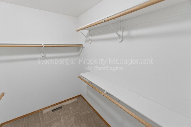 Building Photo - 3628 E 23rd Ave