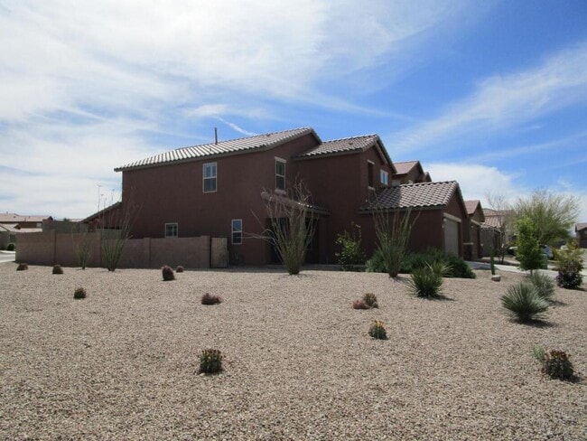 Building Photo - 9563 S Trapper Ridge Dr