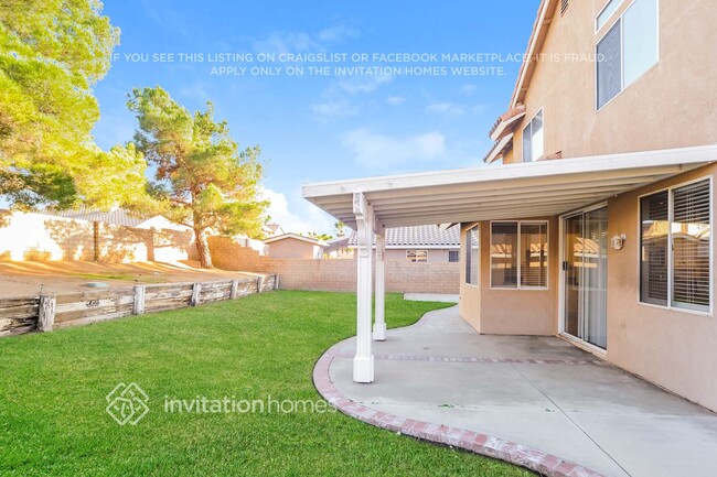 Building Photo - 39926 Milan Dr