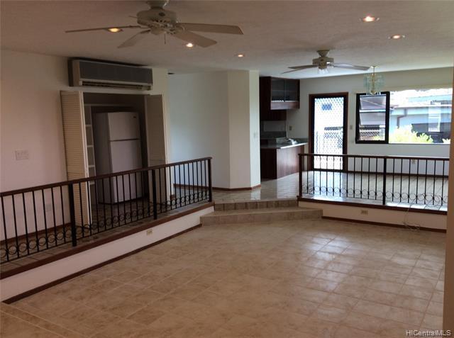 Building Photo - 1580 Ala Hahanui St