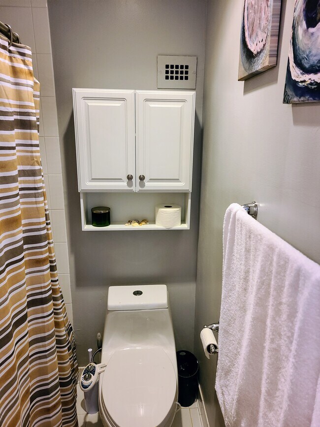 Building Photo - 4501 Arlington Blvd