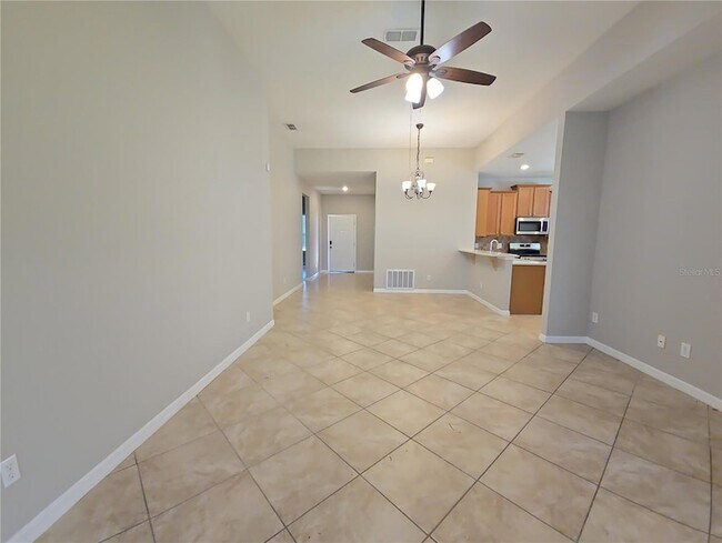 Building Photo - 5201 Sunset Canyon Dr