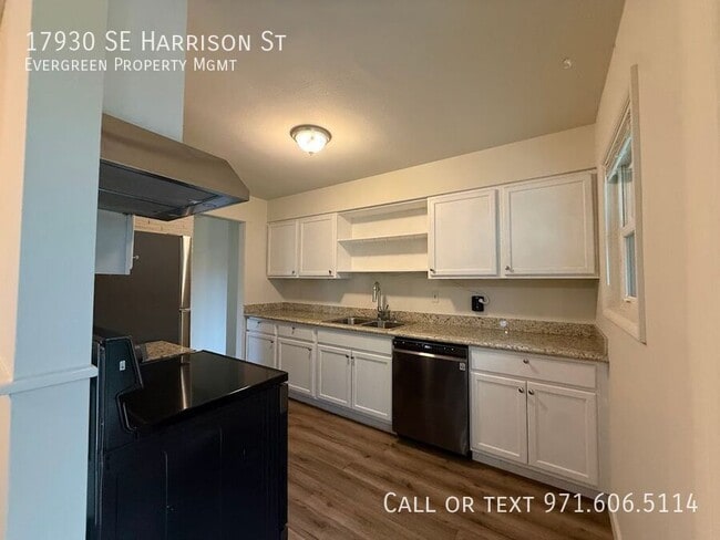 Building Photo - 17930 SE Harrison St