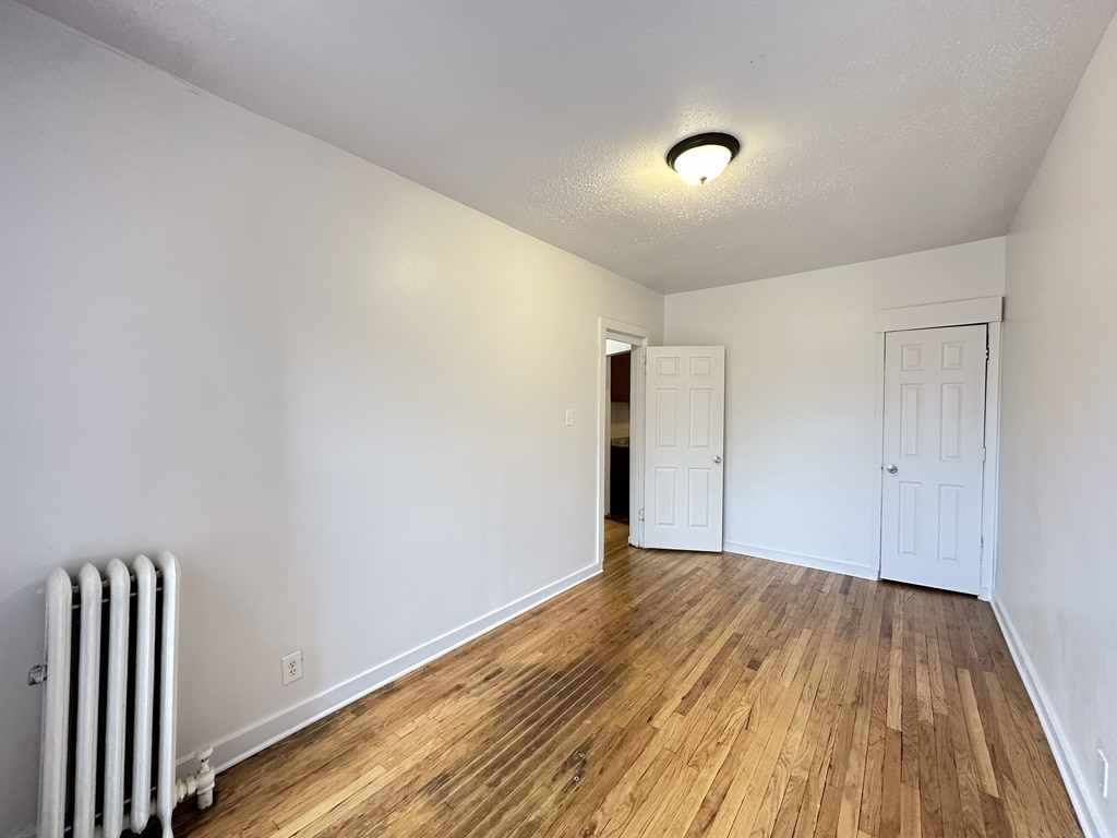 Building Photo - 7149 S Constance Ave