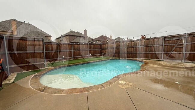 Building Photo - 12368 Willowgate Dr