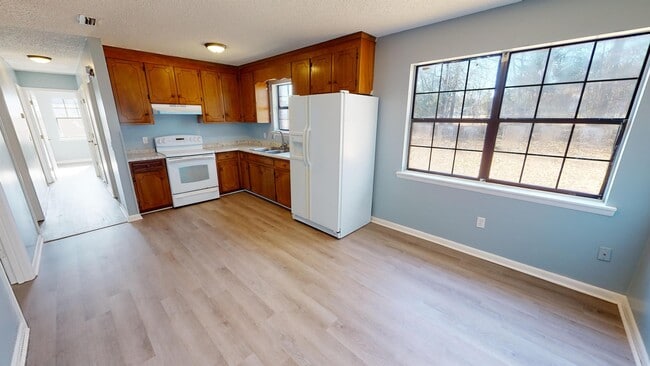 Building Photo - 125 Nann St