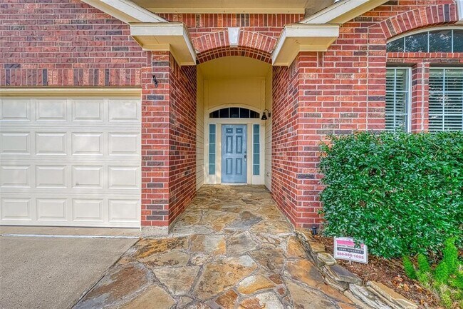 Building Photo - 2439 Marquette Trail