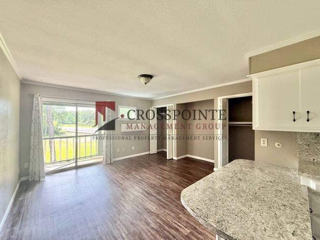 Building Photo - Tour Today! Studio Apartment in East Tyler! 1/2 OFF FIRST FULL MONTHS RENT!!