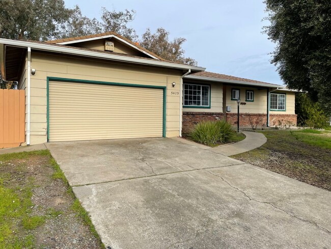 Primary Photo - Now Available – Stylish 3-Bed, 2-Bath Home...
