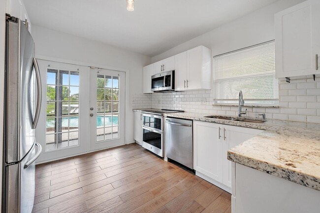 Building Photo - 4631 Brook Dr