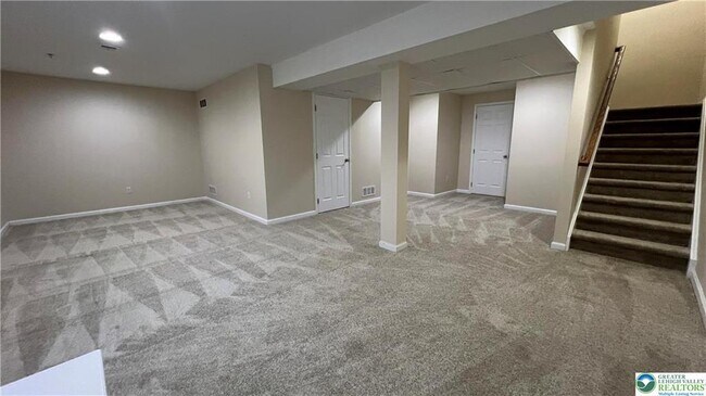 Building Photo - 251 Milkweed Dr