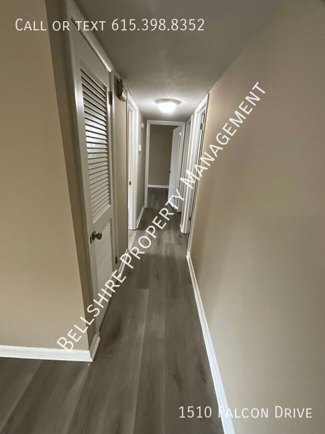 Building Photo - 1510 Falcon Dr