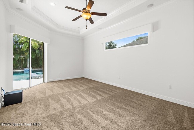 Building Photo - 1837 Croghan Dr
