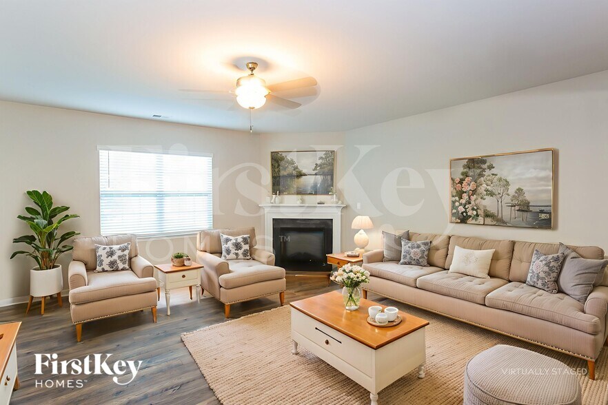 Building Photo - 711 Saddlebred Ln