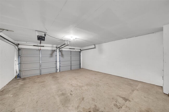 Building Photo - 16531 Tranquil Dr