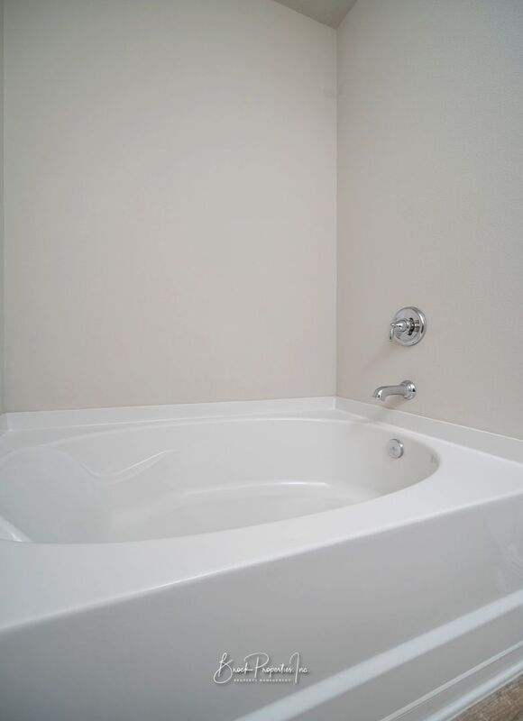 Building Photo - 3614 Hawks Landing Cir