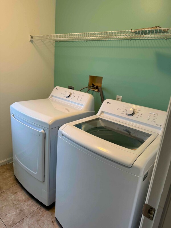 Building Photo - 312 Galean Dr