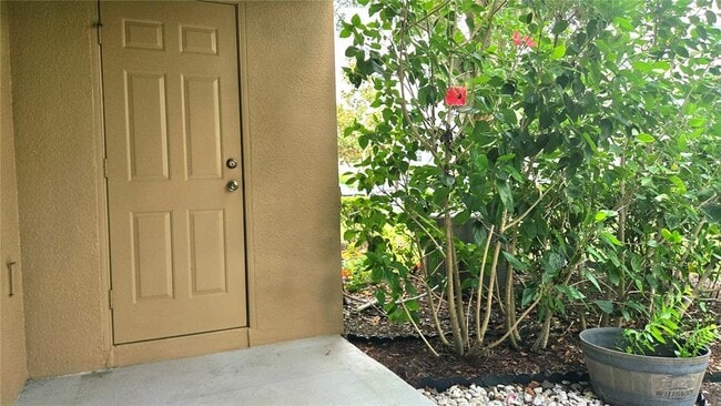 Building Photo - 405 Carina Cir