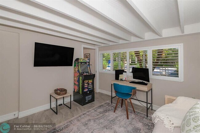 Building Photo - 1936 Harbour Inlet Dr