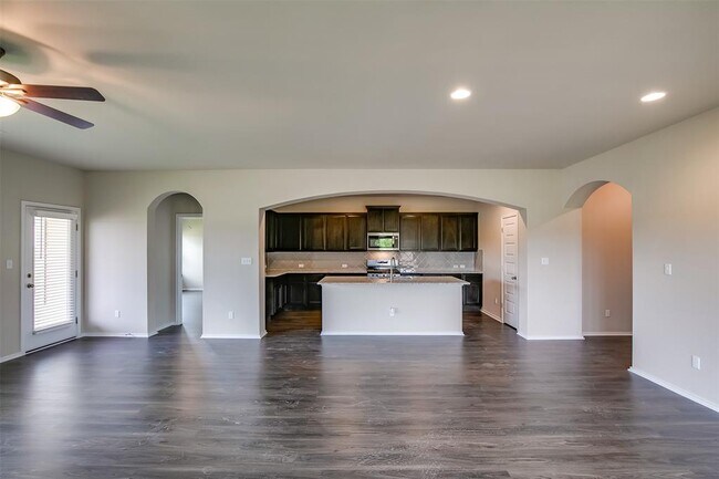 Building Photo - 261 Horsemint Way