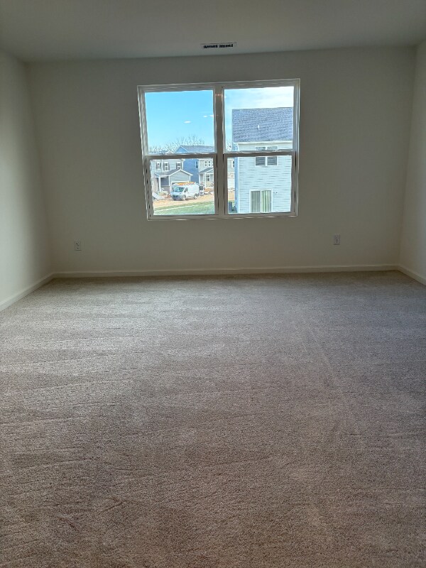 Building Photo - 2003 Lyndon Green Cir