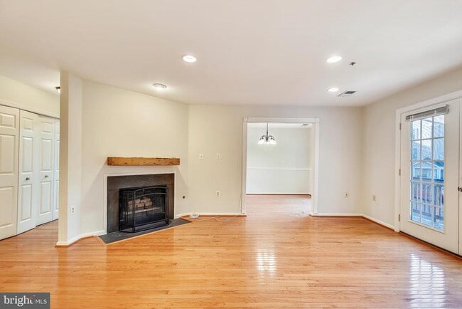 Building Photo - 11801 Rockaway Ln