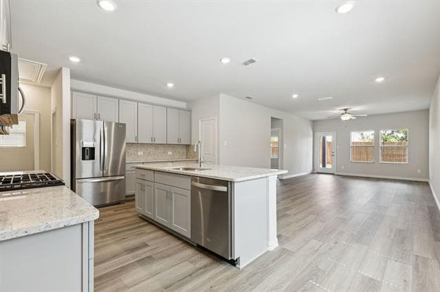 Building Photo - 606 Travine Dr