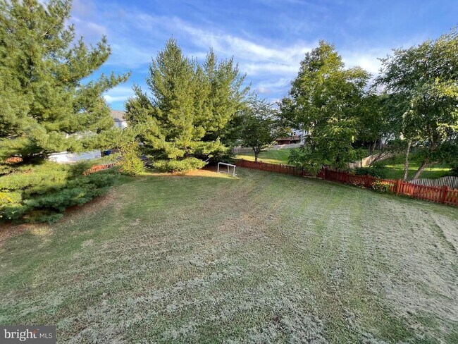 Building Photo - 43455 Quigley Ln