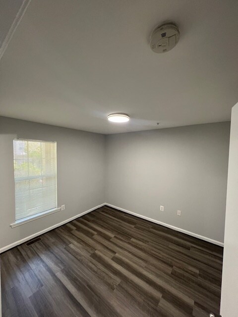 Building Photo - 4801 Waltonshire Cir