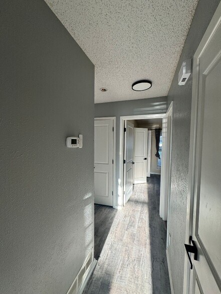 Building Photo - 2304 Westchester Dr