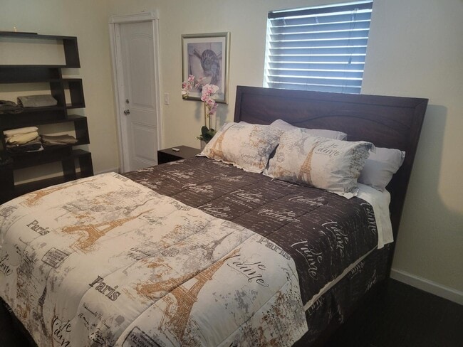 Building Photo - 714 N Federal Hwy