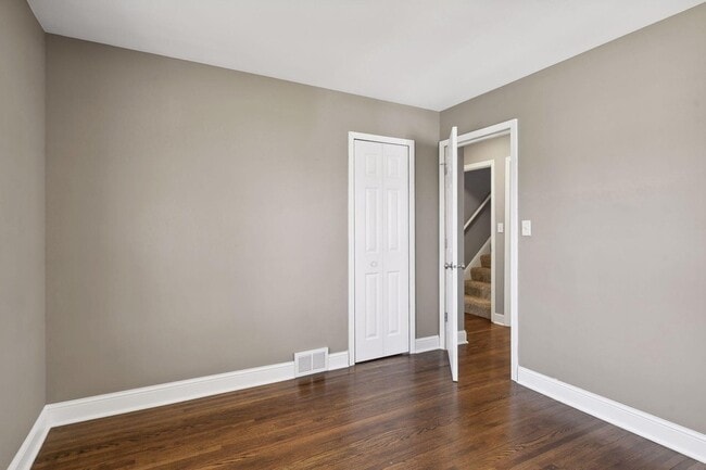 Building Photo - 5620 Humboldt Ave S