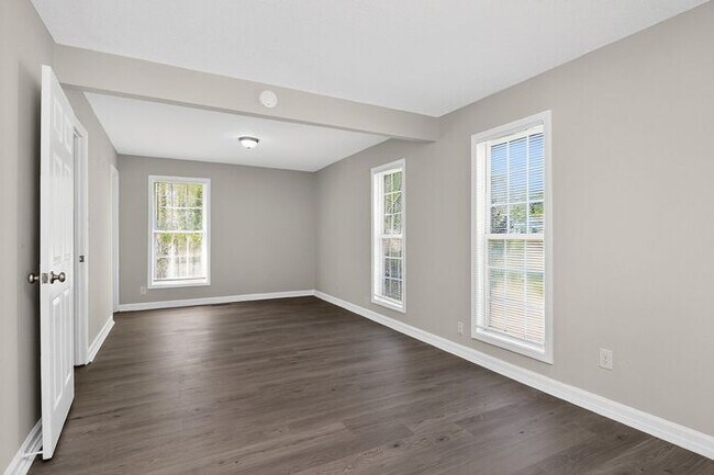 Building Photo - Updated 3BD/2BA Ranch in Lowell, NC!