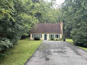 Building Photo - 109 Wade Ln